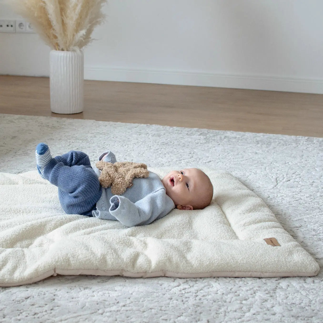 Krabbeldecke Bouclé – modern & kuschelig