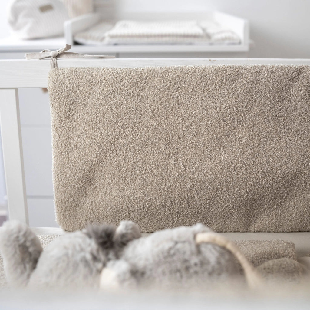 Bettumrandung Bouclé – weich & Premium