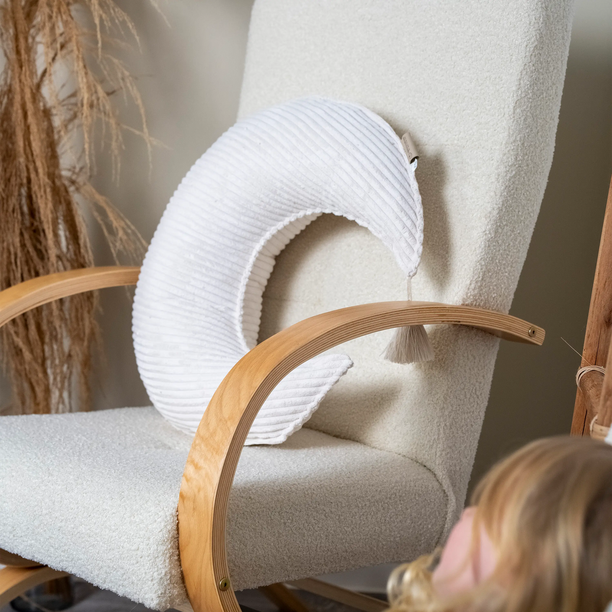 Stillkissen Halbmond Cord – Komfort & Stil